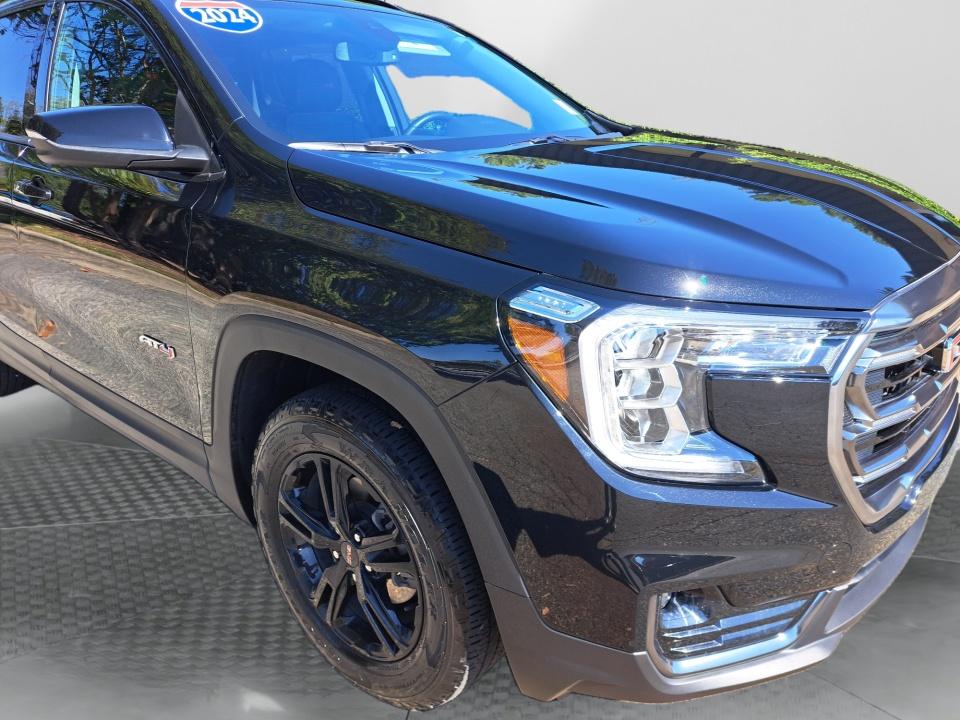 2024 GMC Terrain AT4