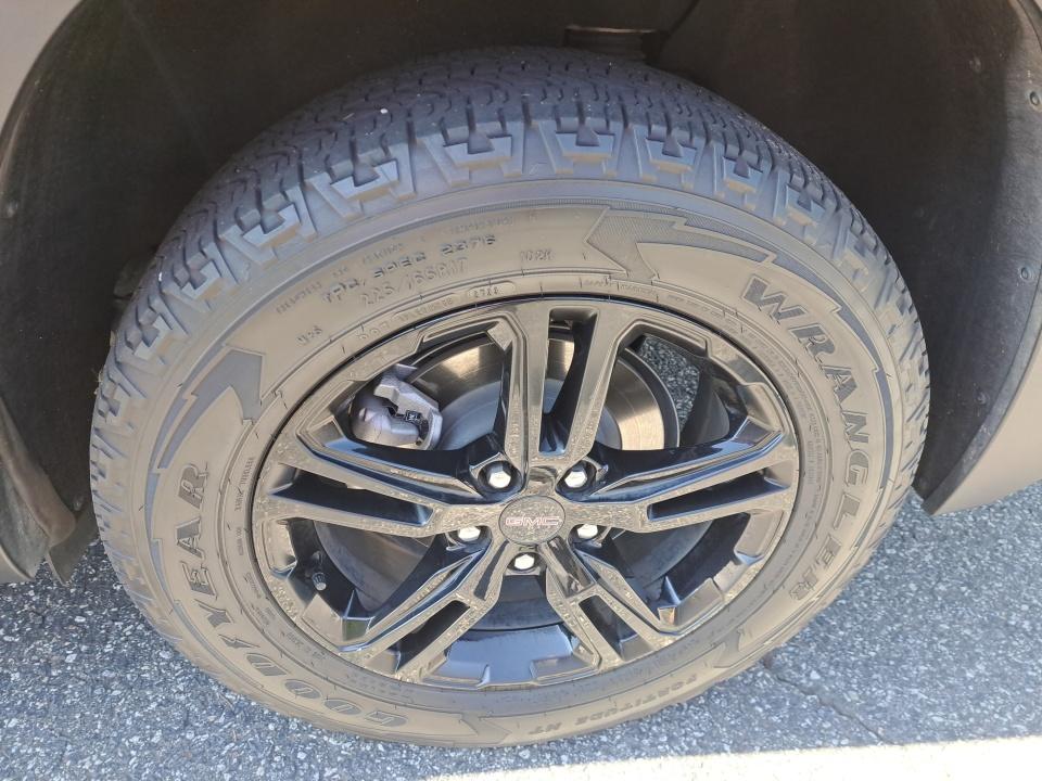 2024 GMC Terrain AT4