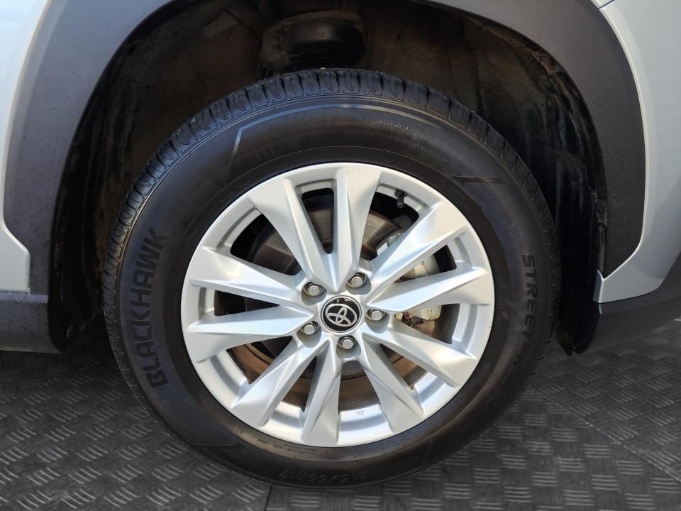 2022 Toyota Corolla Cross LE