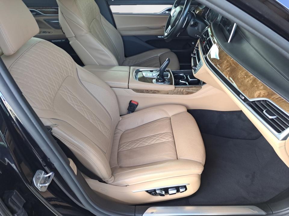2016 BMW 7 Series 750i