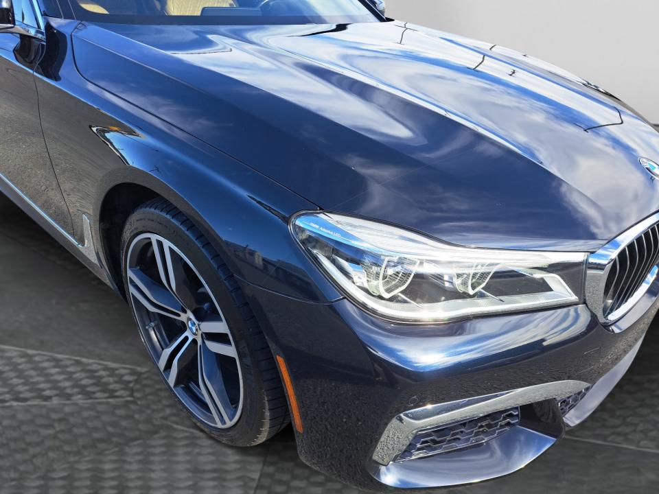 2016 BMW 7 Series 750i