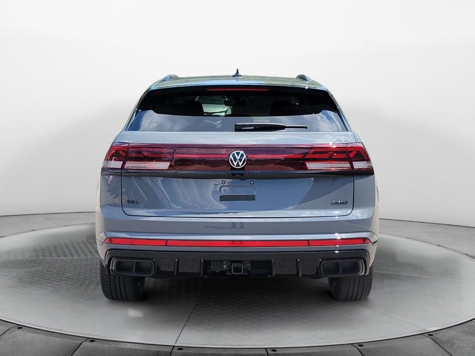 2026 Volkswagen Atlas Cross Sport 2.0T SEL R-Line Black