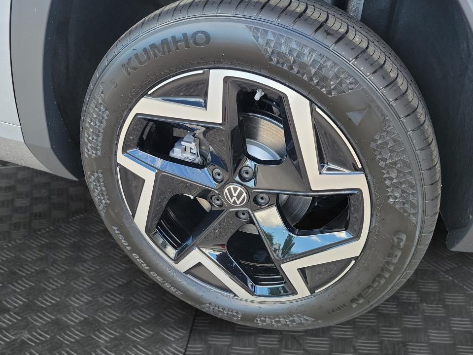 2027 Volkswagen Atlas SEL R-Line