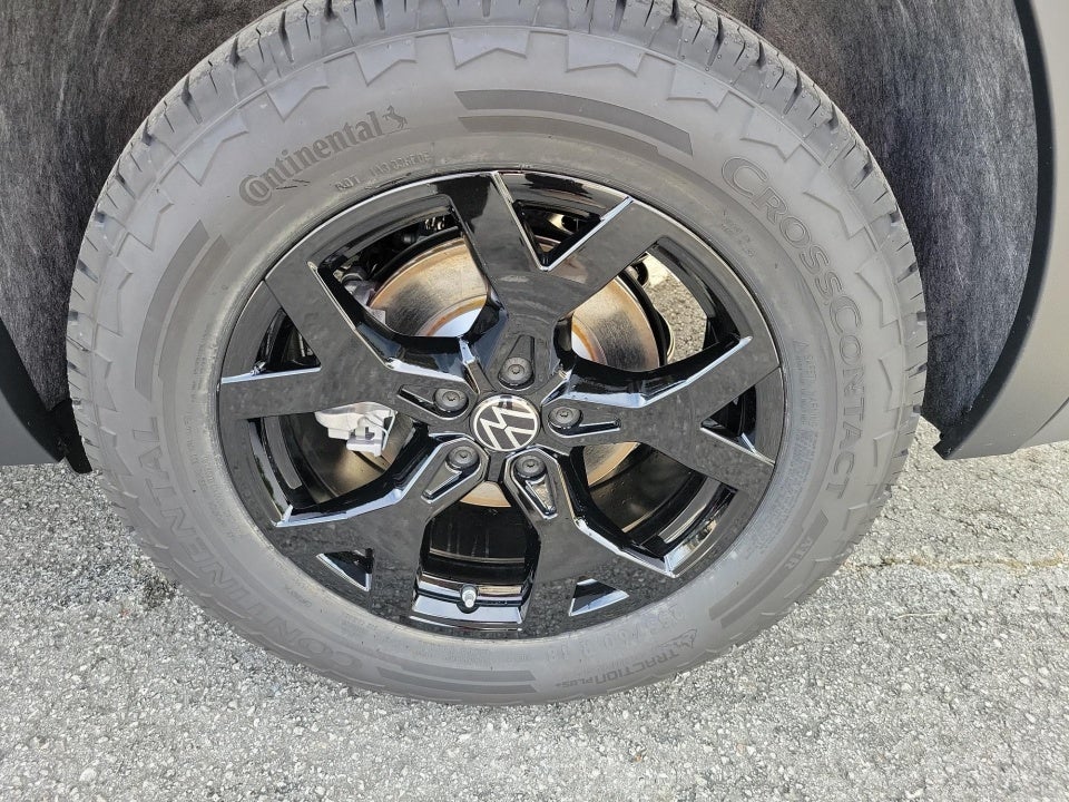 2026 Volkswagen Atlas Peak Edition
