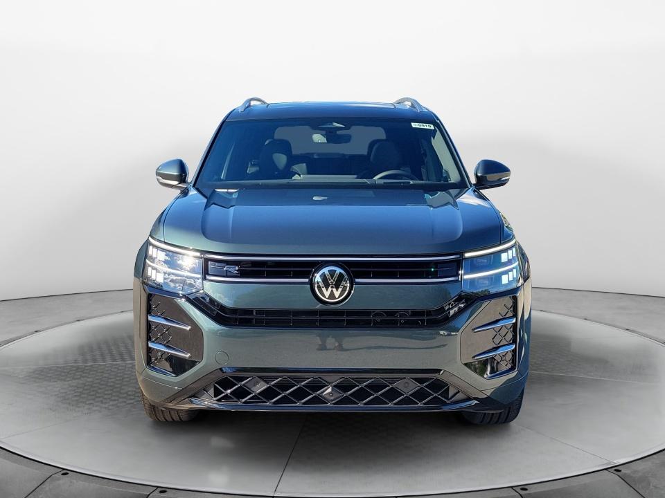 2027 Volkswagen Atlas SEL Premium R-Line