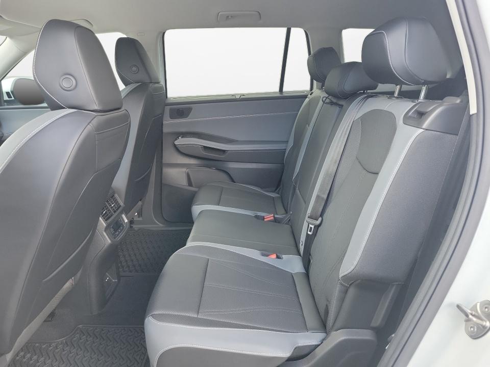 2027 Volkswagen Atlas SE w/Technology