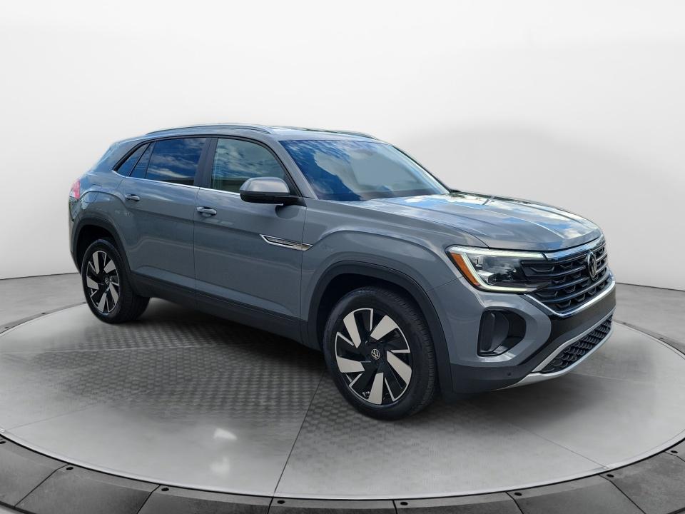 2024 Volkswagen Atlas Cross Sport 2.0T SE w/Technology