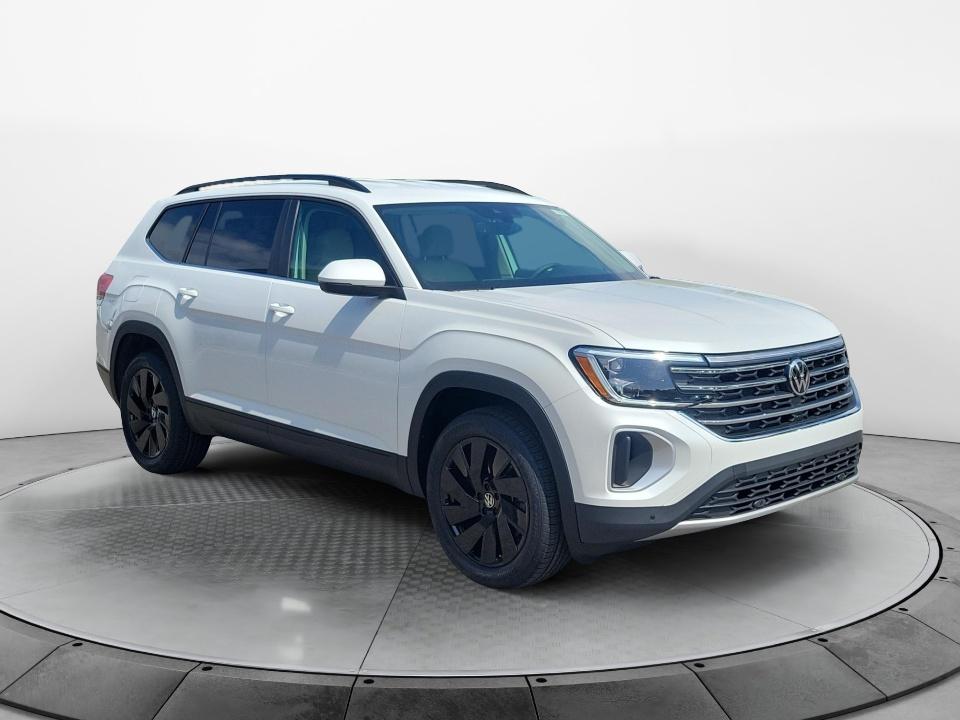 2026 Volkswagen Atlas SE with Technology