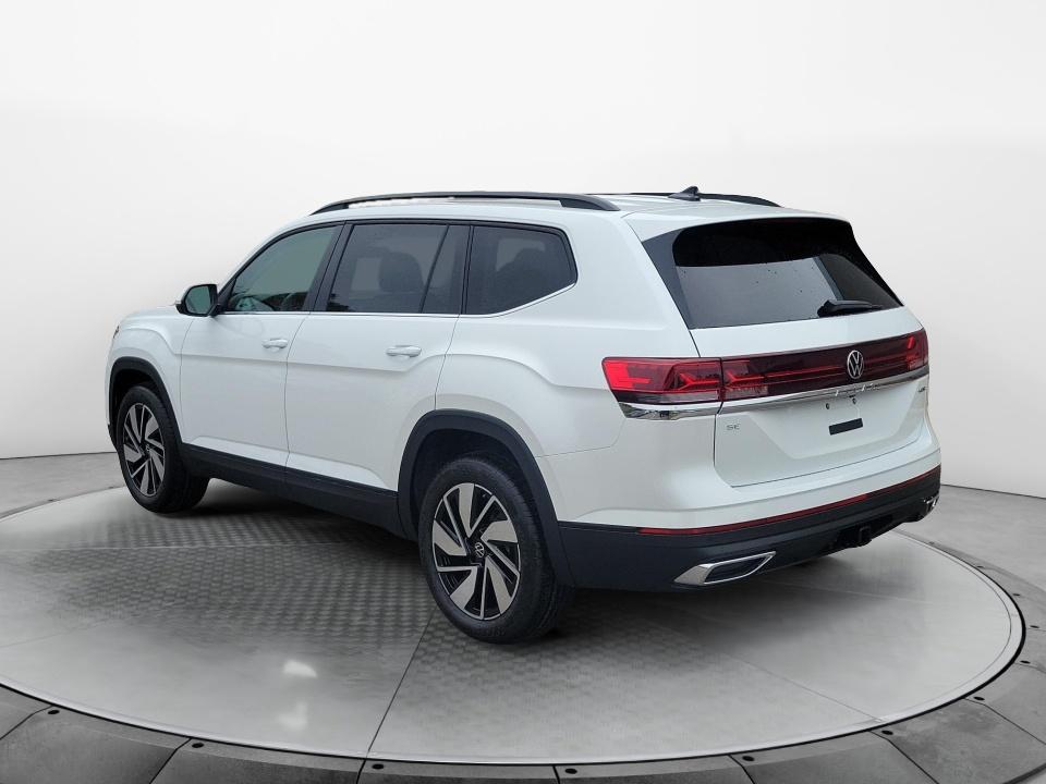 2026 Volkswagen Atlas SE with Technology