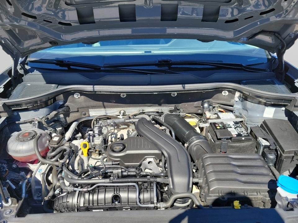 2024 Volkswagen Taos SEL
