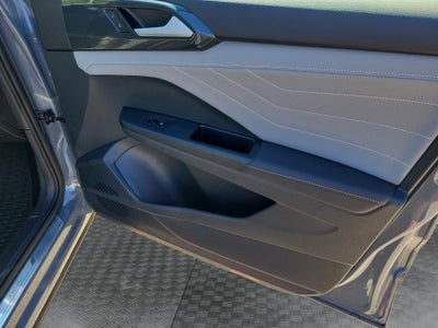 2024 Volkswagen Taos SEL
