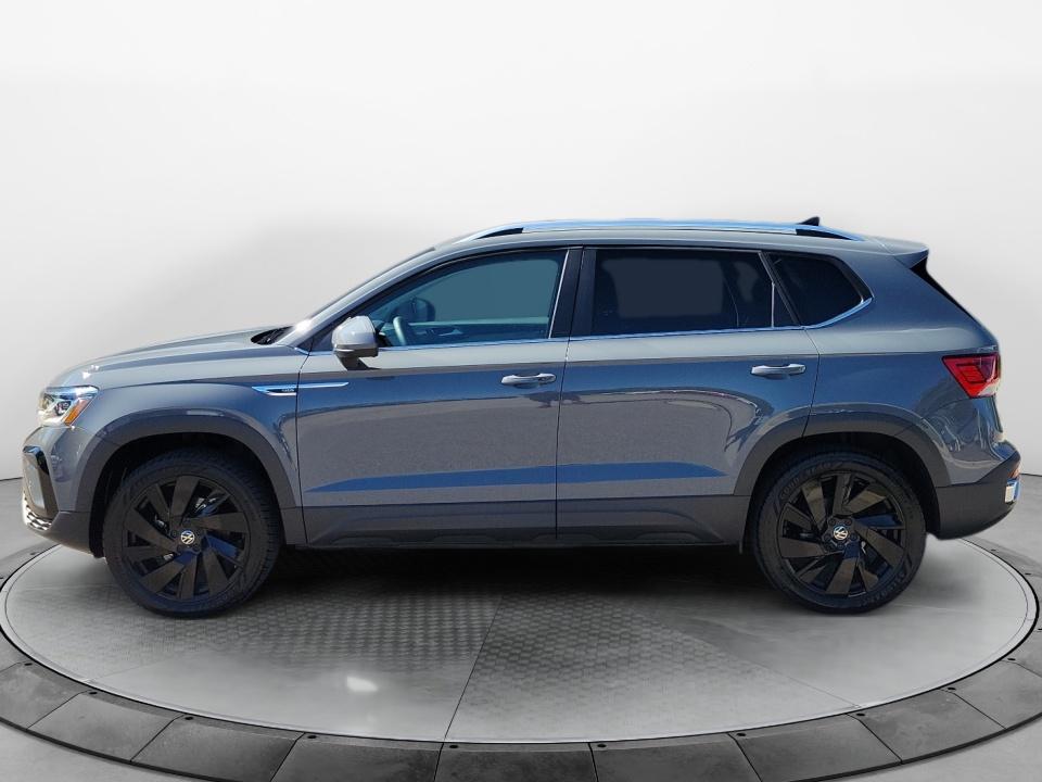 2024 Volkswagen Taos SEL