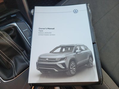 2024 Volkswagen Taos SE