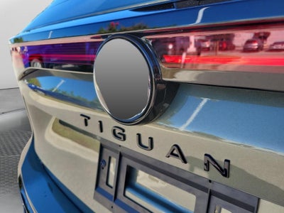 2027 Volkswagen Tiguan SE R-Line Black