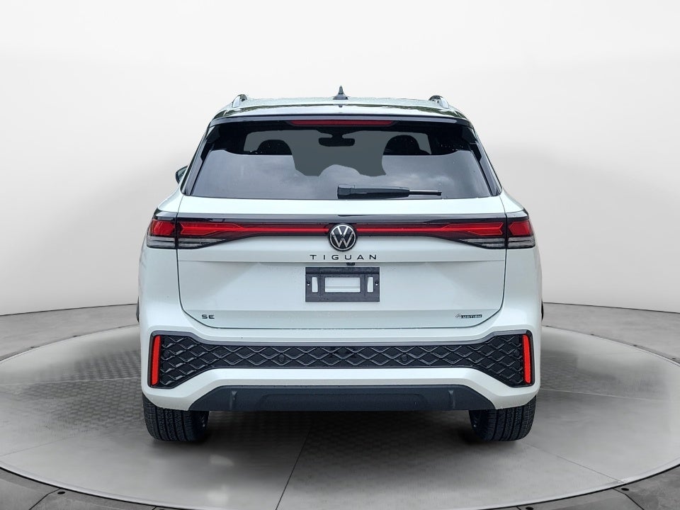 2026 Volkswagen Tiguan SE R-Line Black
