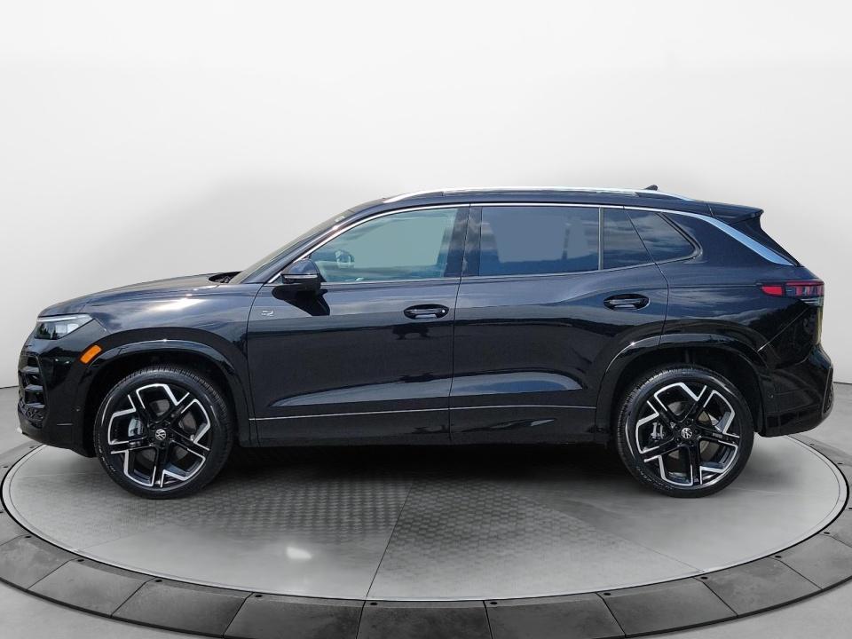 2026 Volkswagen Tiguan SEL R-Line Turbo