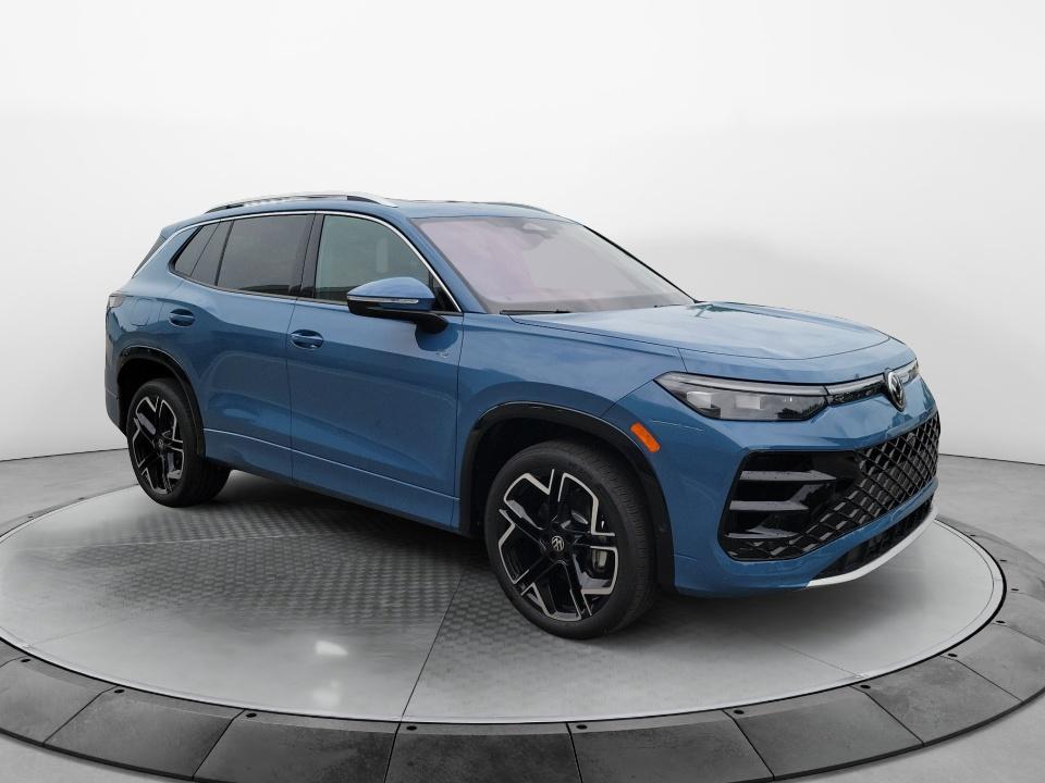 2026 Volkswagen Tiguan SEL R-Line Turbo