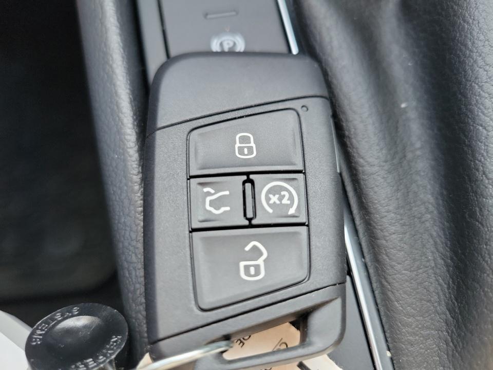 2027 Volkswagen Jetta SE