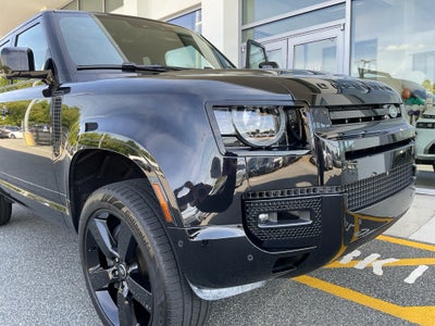 2024 Land Rover Defender X-Dynamic SE