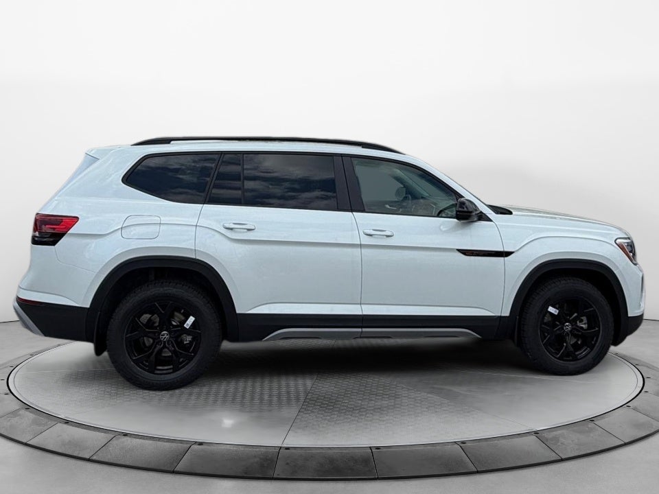 2026 Volkswagen Atlas Peak Edition