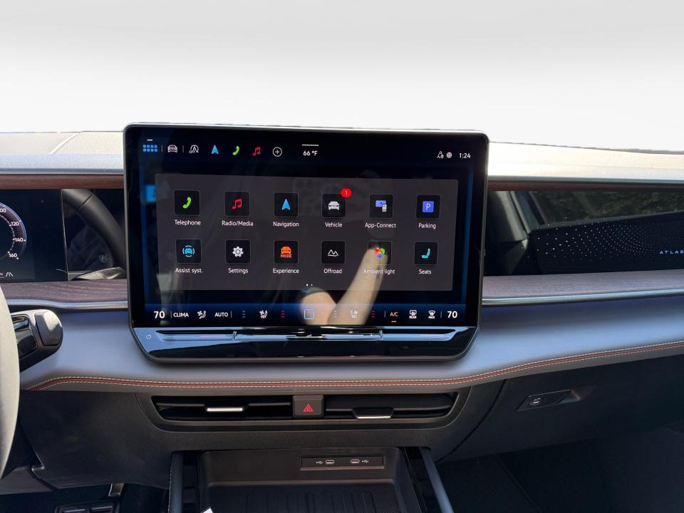 2027 Volkswagen Atlas SEL Premium R-Line