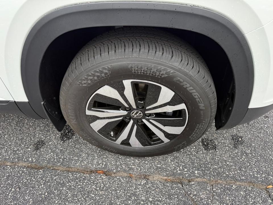 2026 Volkswagen Atlas Cross Sport 2.0T SE