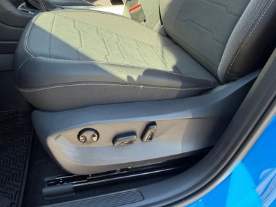 2026 Volkswagen Taos SE Black