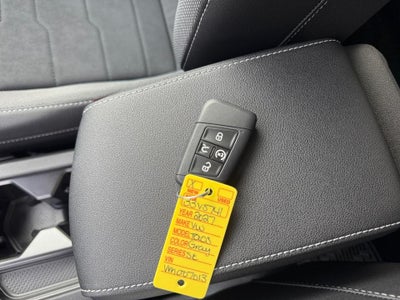 2027 Volkswagen Taos SE Black