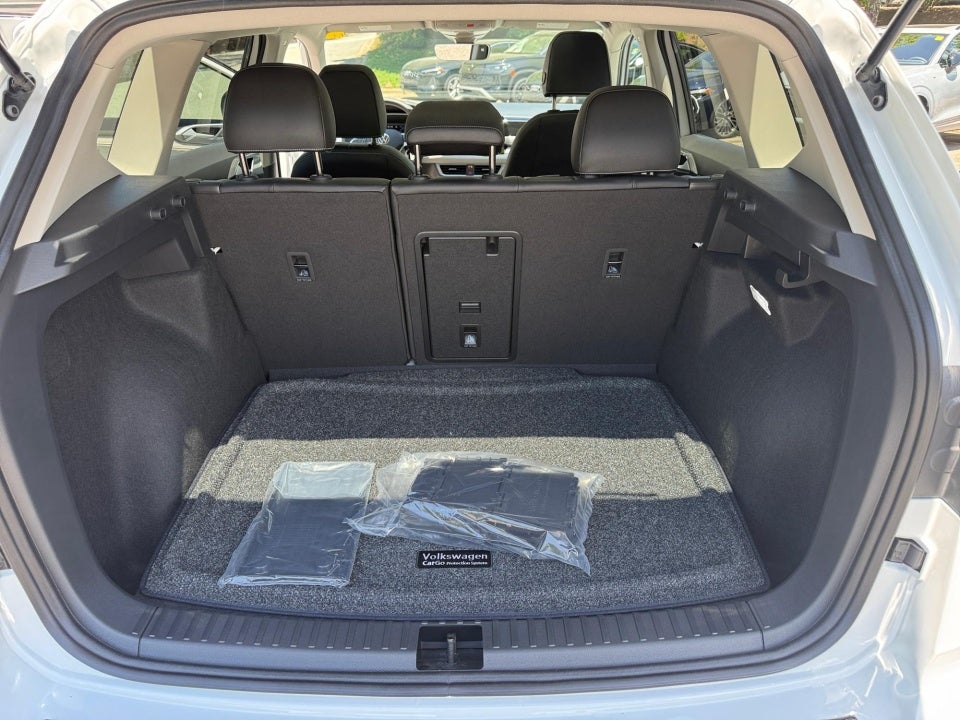 2026 Volkswagen Taos SEL