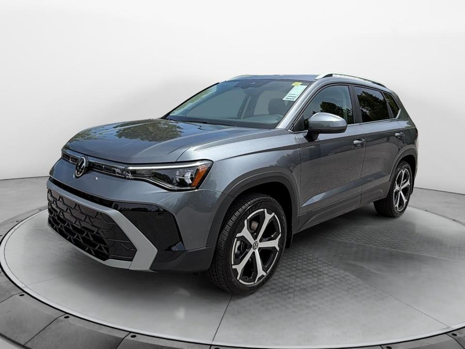 2026 Volkswagen Taos SEL