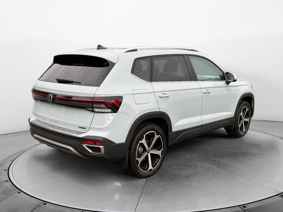 2027 Volkswagen Taos SEL