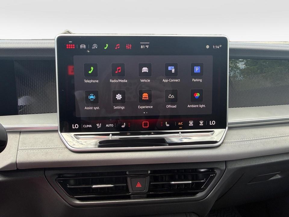 2026 Volkswagen Tiguan SE R-Line Black