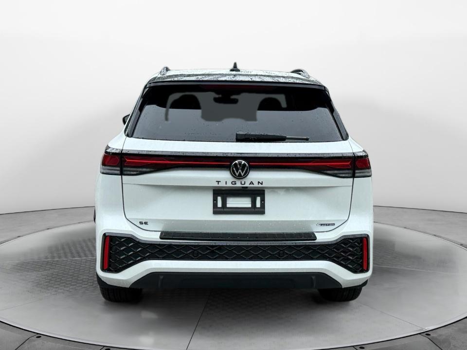 2026 Volkswagen Tiguan SE R-Line Black