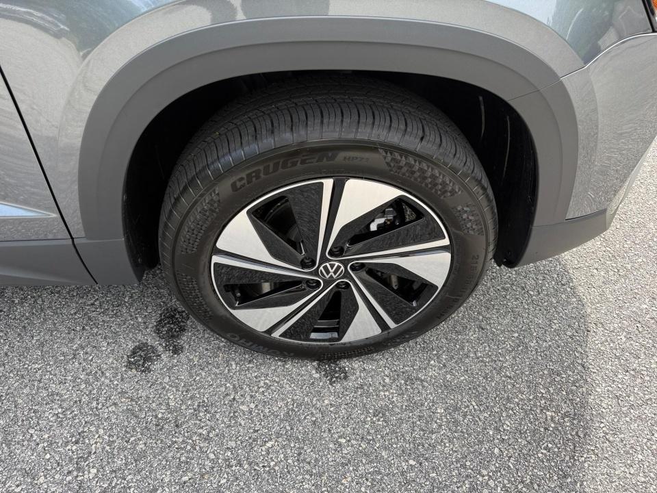 2026 Volkswagen Taos SE