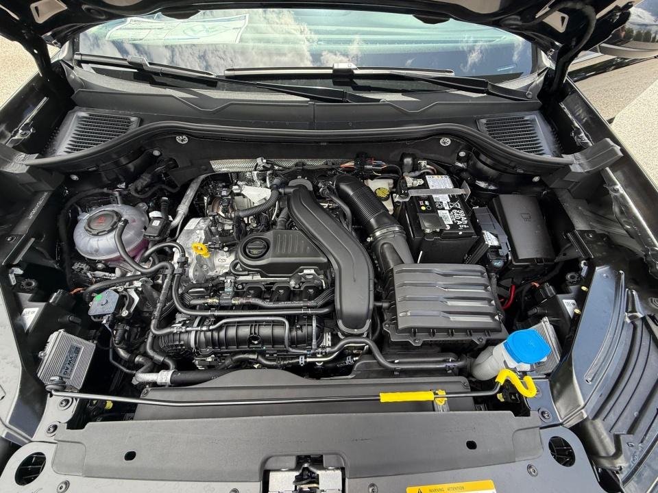 2026 Volkswagen Taos SE