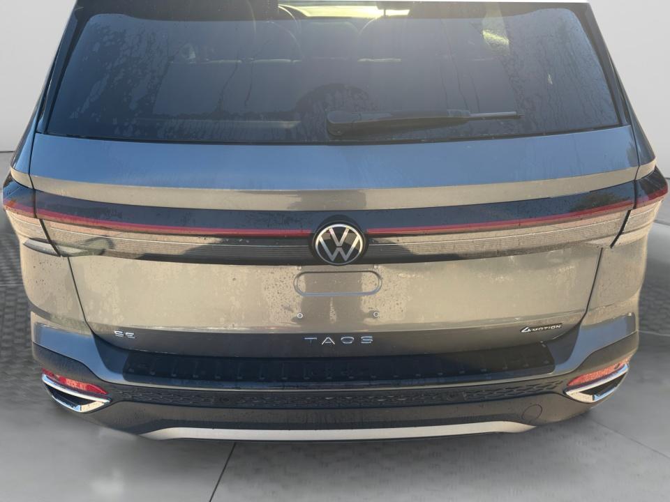 2026 Volkswagen Taos SE