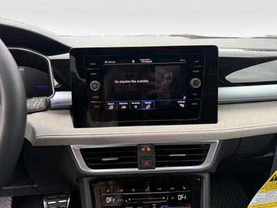 2027 Volkswagen Taos SE