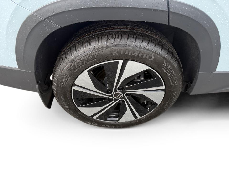 2027 Volkswagen Taos SE