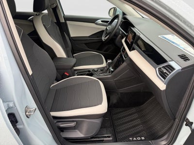 2027 Volkswagen Taos SE