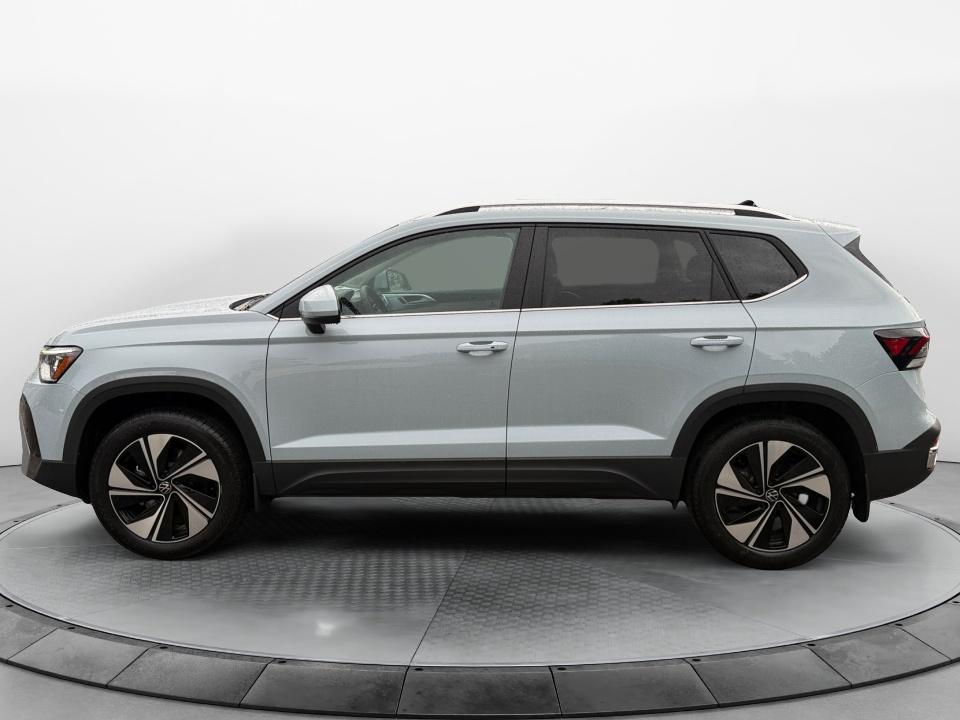 2027 Volkswagen Taos SE