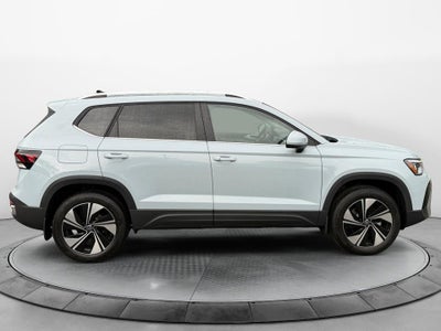 2027 Volkswagen Taos SE