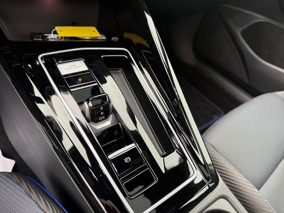 2026 Volkswagen Golf R 2.0T DSG