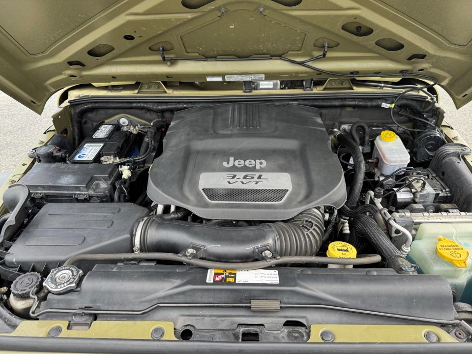 2013 Jeep Wrangler Unlimited Sport