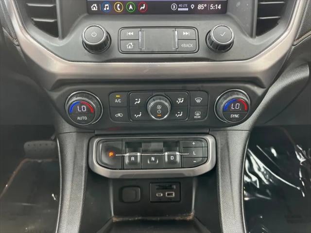 2022 GMC Acadia AT4
