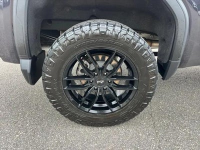 2022 GMC Sierra AT4