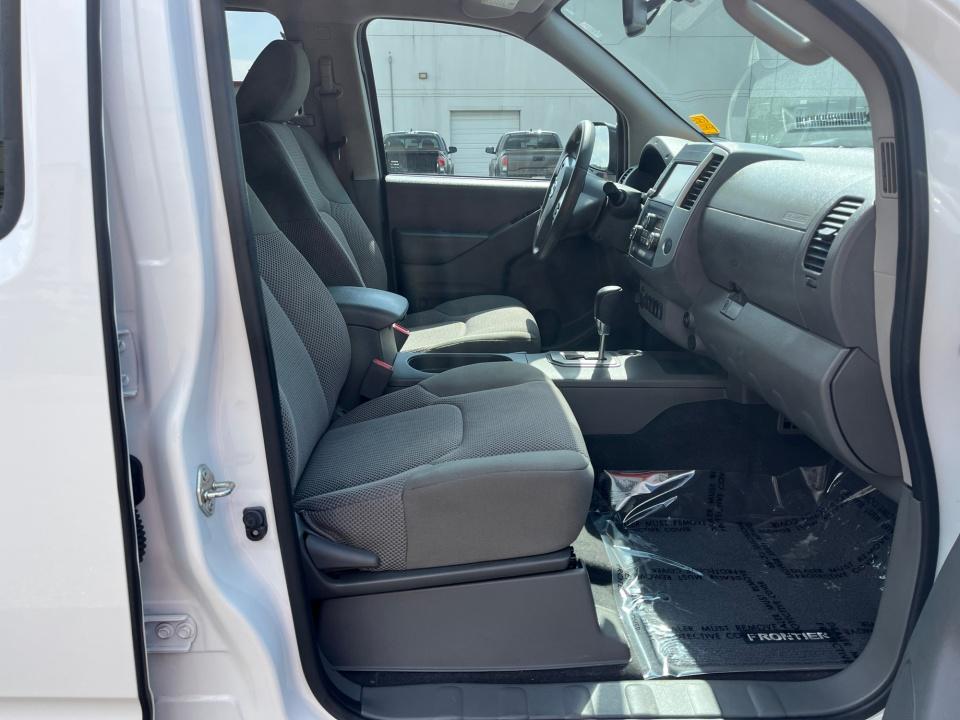 2020 Nissan Frontier SV