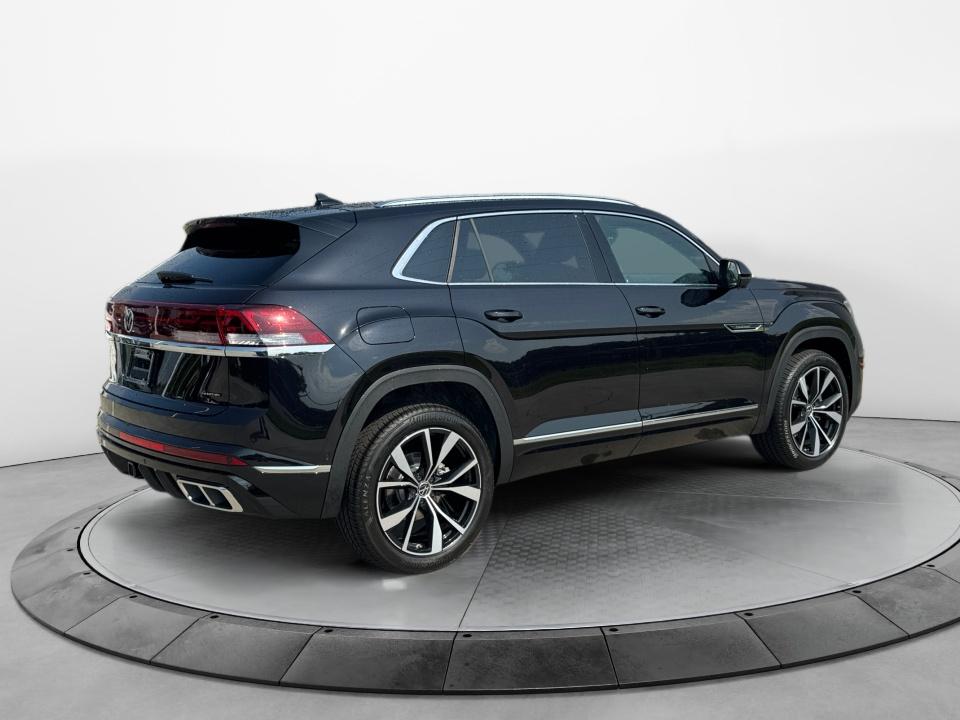 2026 Volkswagen Atlas Cross Sport 2.0T SEL Premium R-Line
