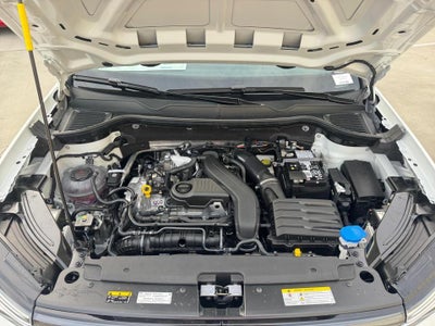 2026 Volkswagen Taos SE Black