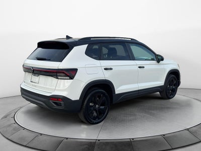 2026 Volkswagen Taos SE Black