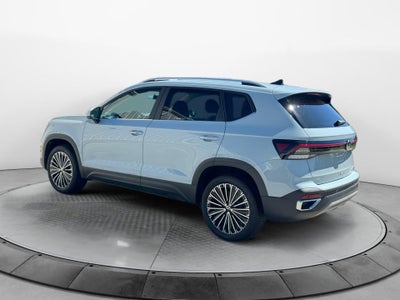 2027 Volkswagen Taos SE